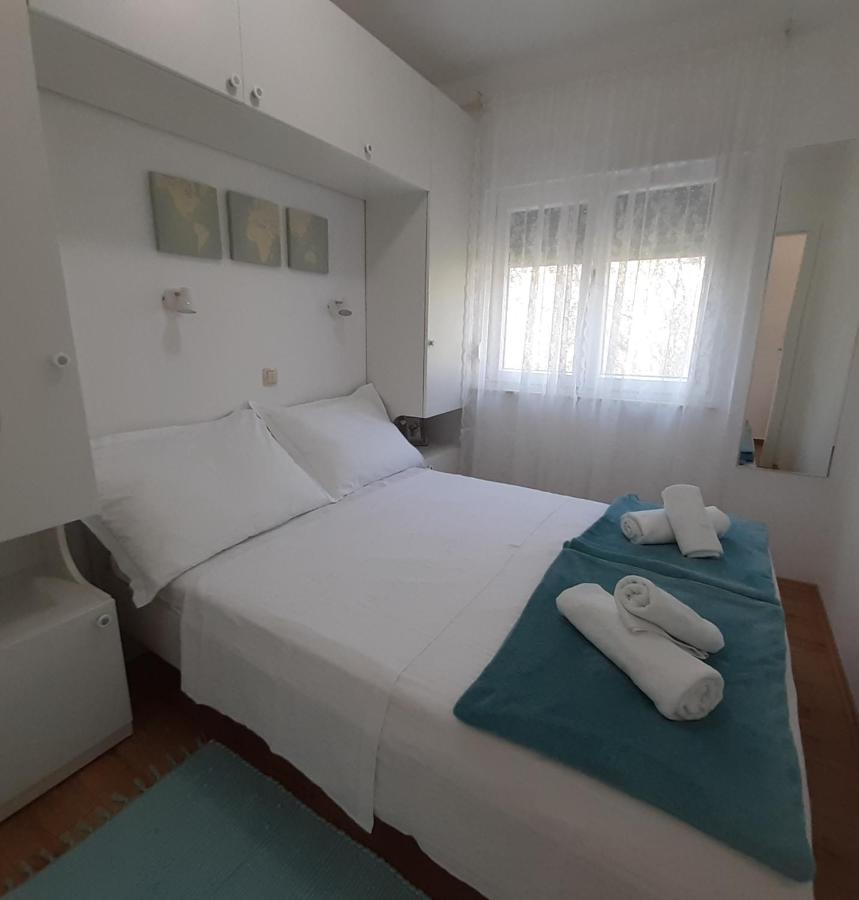 Apartman S Pogledom Ždrelac Exterior foto