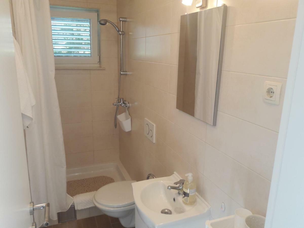 Apartman S Pogledom Ždrelac Exterior foto